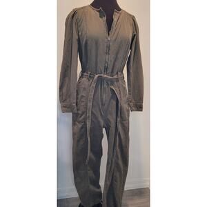 Old Navy Cropped Utility Jumpsuit Medium Army Green Zip Front Belted EUC
